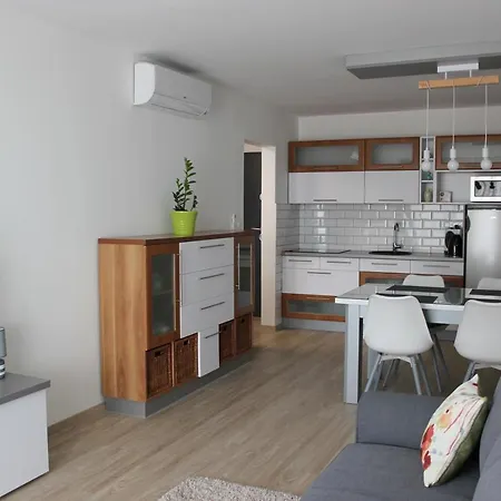 Bodza Apartman * Siofok
